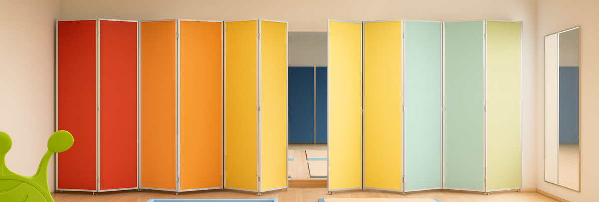 Separè a parete su ruote